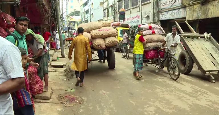 খাতুনগঞ্জ বাজার